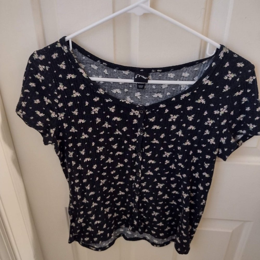 Girls XL floral baby doll shirt - Art Class - Ships fast!